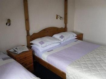 The Isles Inn Portree Zewnętrze zdjęcie